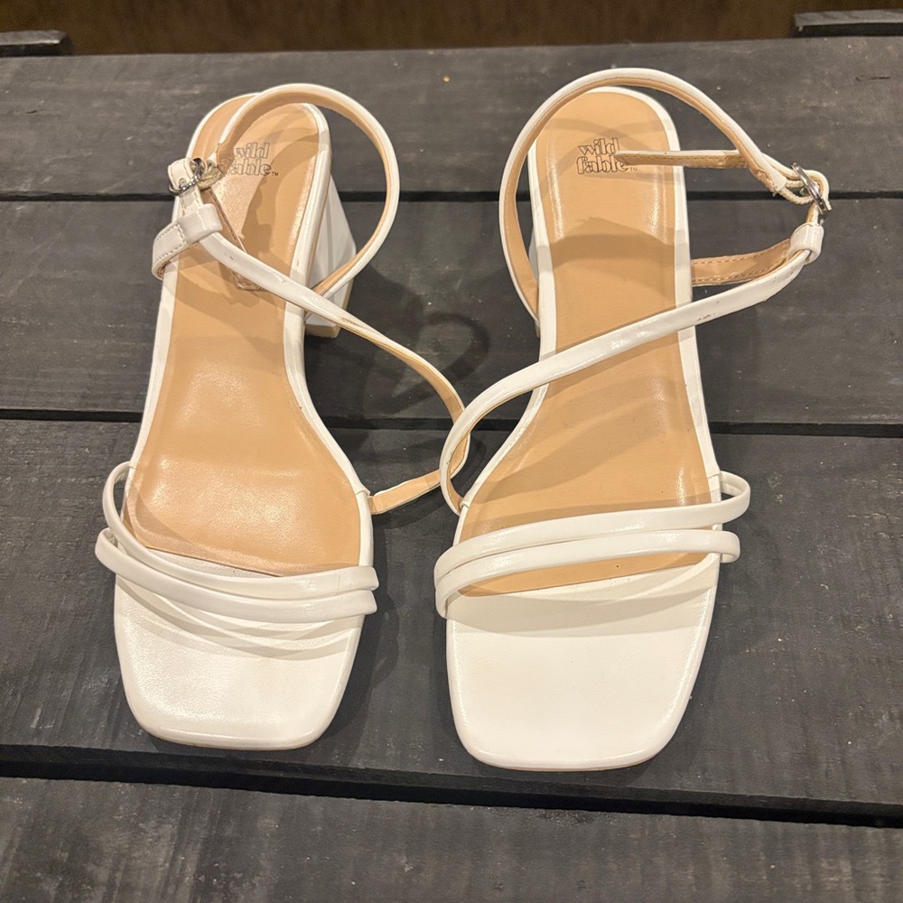 Wild Fable White Chic Sandals